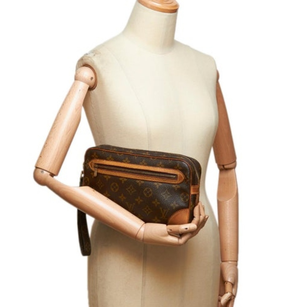 Authentic Louis Vuitton Clutch Marly Dragonne GM - Picture 1 of 8